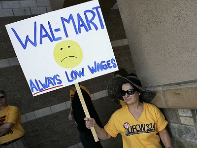 wal-mart-relies-on-taxpayers-to-subsidize-low-wages Gaji Kecil tidak sama dengan Miskin