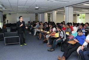 Kisah Sukses Billy Boen pendiri Young on Top - Seminar YOT  - Finansialku