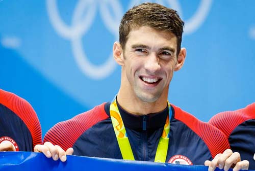 13 Kebiasaan Orang Sukses Di Malam Hari Sebelum Tidur 06 Michael Phelps Finansialku