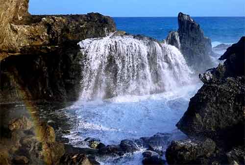 Wisata Lombok 12 Pantai Nambung - Finansialku