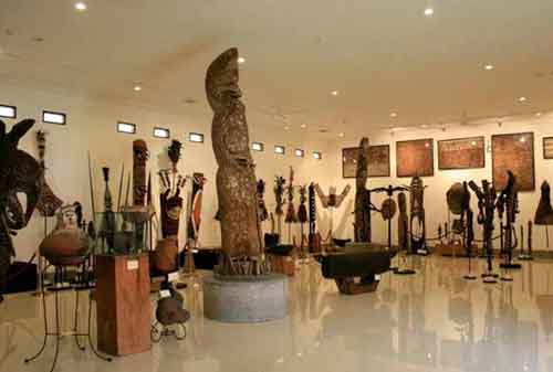 Wisata-di-Bali-16a-Museum-Pasifika---Finansialku