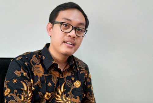 Ekonom Di Indonesia, Bank Bisa Ikuti Sistem Fintech 02 - Finansialku