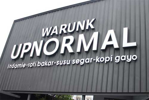 Kesuksesan Warunk Upnormal Rex Marindo 03 - Finansialku