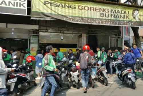 Pisang Goreng Madu Bu Nanik 04 - Finansialku