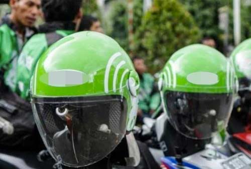 MK Tolak Legalkan Ojek Online 02 Finansialku