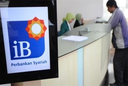 Peranan Keuangan Syariah dalam Memperkuat Perekonomian Indonesia 03 FInansialku