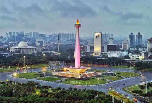 Wisata Sejarah Kemerdekaan Indonesia 02 Monumen Nasional - Finansialku