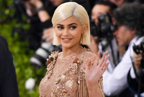 Kisah Sukses Kylie Jenner 1 Finansialku