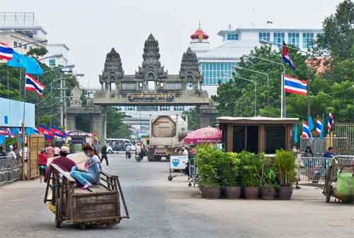 Budget Liburan Keliling Asia Tenggara Rp5 Juta 07 Perbatasan Thailand Kamboja - Finansialku