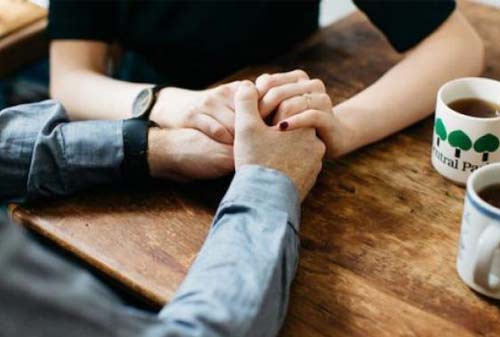 Pinjam Uang Pacar 02 - Finansialku