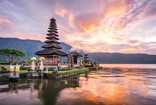 7 Destinasi Liburan Akhir Tahun Indonesia Dalam Menyambut Tahun Baru 2019 03 Bali - Finansialku