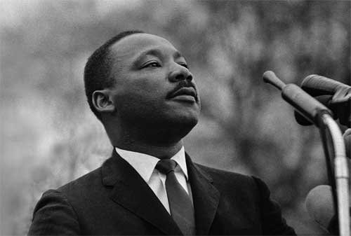 99+ Kata-kata Martin Luther King Jr yang Penuh Motivasi 07 - Finansialku