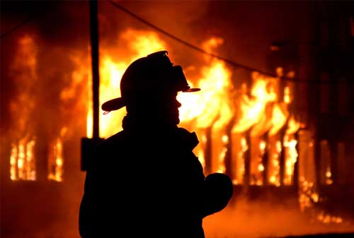 Mengapa Klaim Asuransi Kebakaran Ditolak Oleh Pihak Asuransi 02 Kebakaran - Finansialku