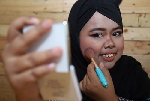 Pebisnis Perlu Belajar dari Youtuber Viral Rahmawati Kekeyi Putri 02 Rahmawati Kekeyi 1 - Finansialku