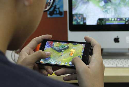 Gamers, Jangan Sampai Salah! Inilah Tips Memilih Ponsel Gaming 02 Ponsel Gaming 2 - Finansialku