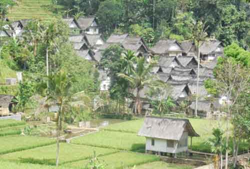 Melihat Uniknya Budaya di Kampung Naga Tasikmalaya 02 Kampung Naga 2 - Finansialku