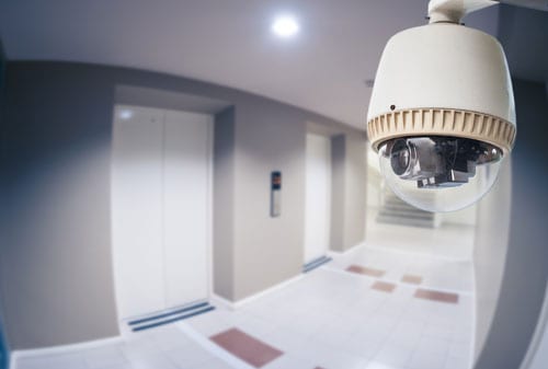 Kenapa Orang Mau Tinggal Di Apartemen Tenyata Begini Alasannya 02 CCTV - Finansialku