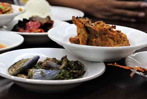 Masakan Padang Sederhana