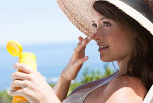 Cara Memilih Sunblock Wajah yang Bagus dan Berkualitas! Cek Harganya! 02 - Finansialku