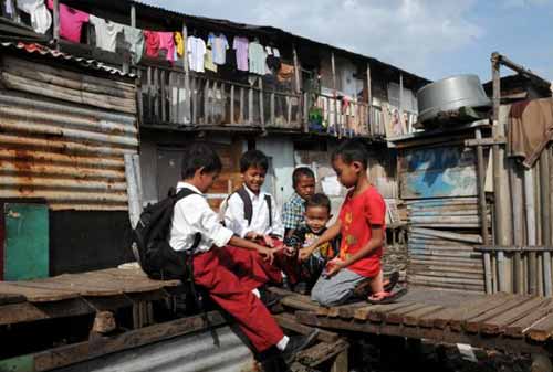 Kemiskinan di Indonesia 02 - Finansialku