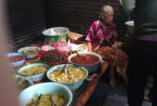 10 Kuliner dan Destinasi Mudik Lebaran di Jogja versi Kementerian Pariwisata 06 Mangut Lele Mbah Marto - Finansialku