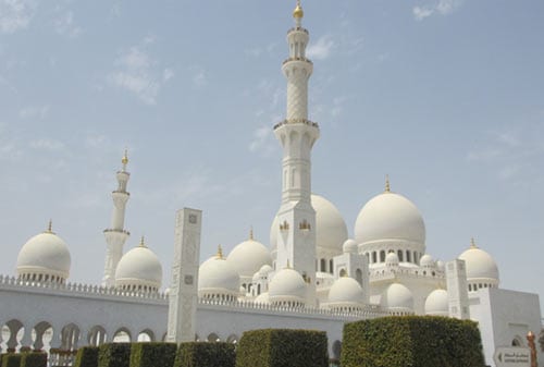 Sheikh Zayed Mosque 02 (Tampak Depan) - Finansialku